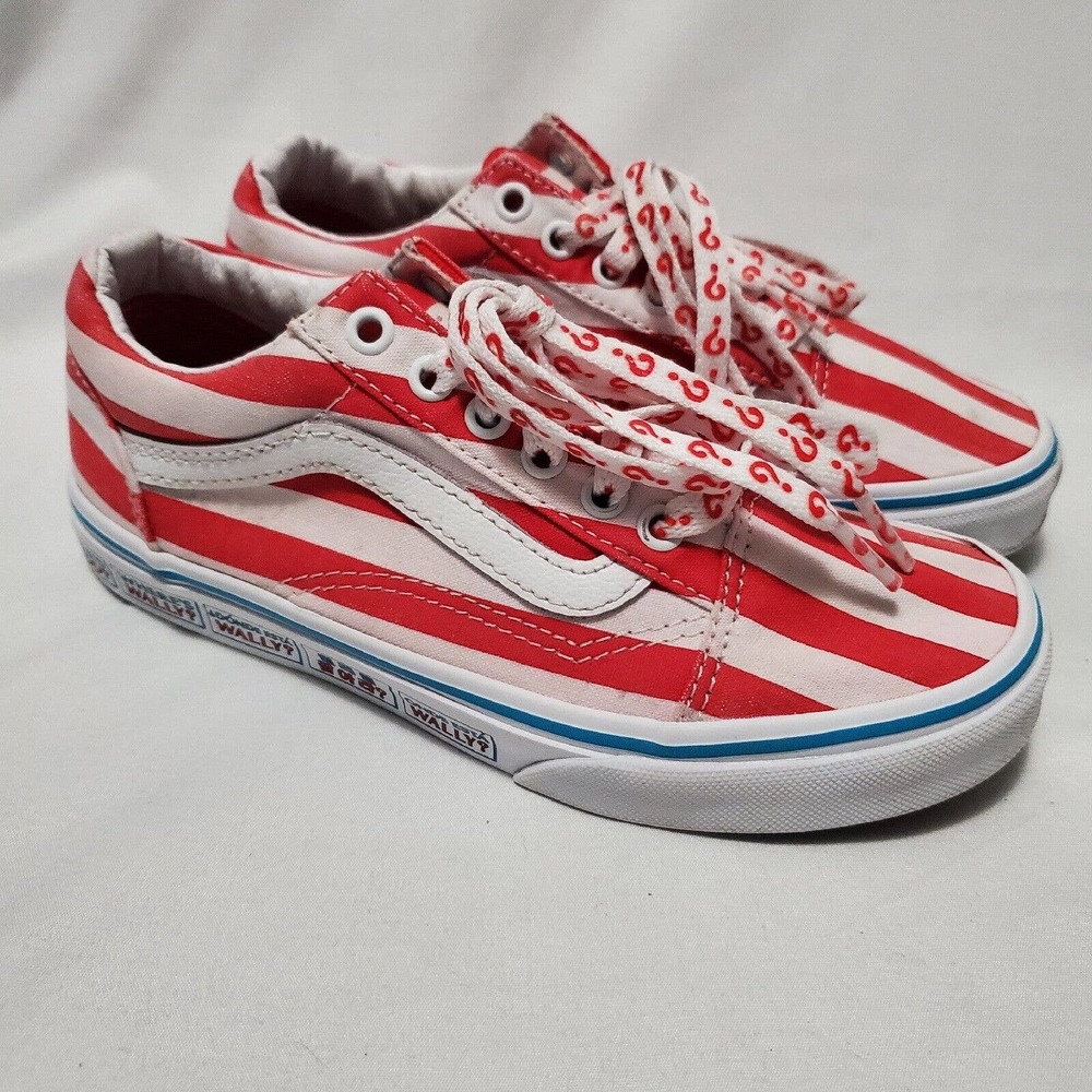 Vans x Where's Waldo Old Skool Shoes Youth Sz 2.5 White & Red Low Top Sneakers